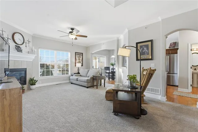 $305,000 | 8896 Findley Street, Lenexa, KS 66227