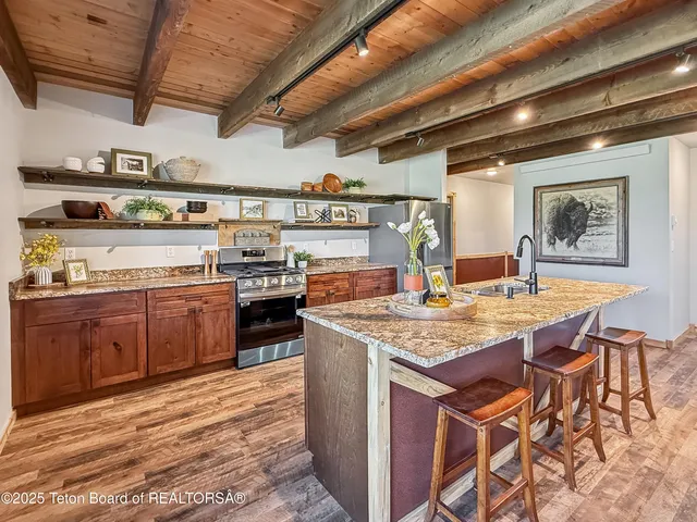 $769,000 | 25 Fairway Avenue, Thayne, WY 83127