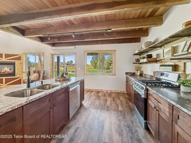 $769,000 | 25 Fairway Avenue, Thayne, WY 83127