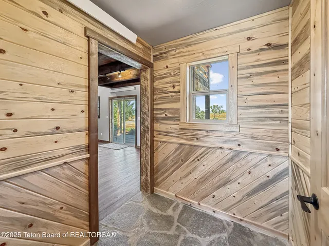 $769,000 | 25 Fairway Avenue, Thayne, WY 83127