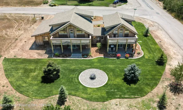 $769,000 | 25 Fairway Avenue, Thayne, WY 83127