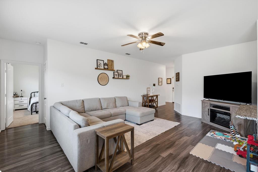 17494 Stacy Street Lindale, TX 75771 - Photo 11 of 30