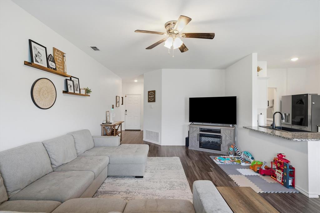 17494 Stacy Street Lindale, TX 75771 - Photo 12 of 30