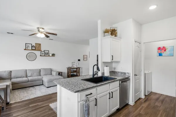 $234,900 | 17494 Stacy Street, Lindale, TX 75771