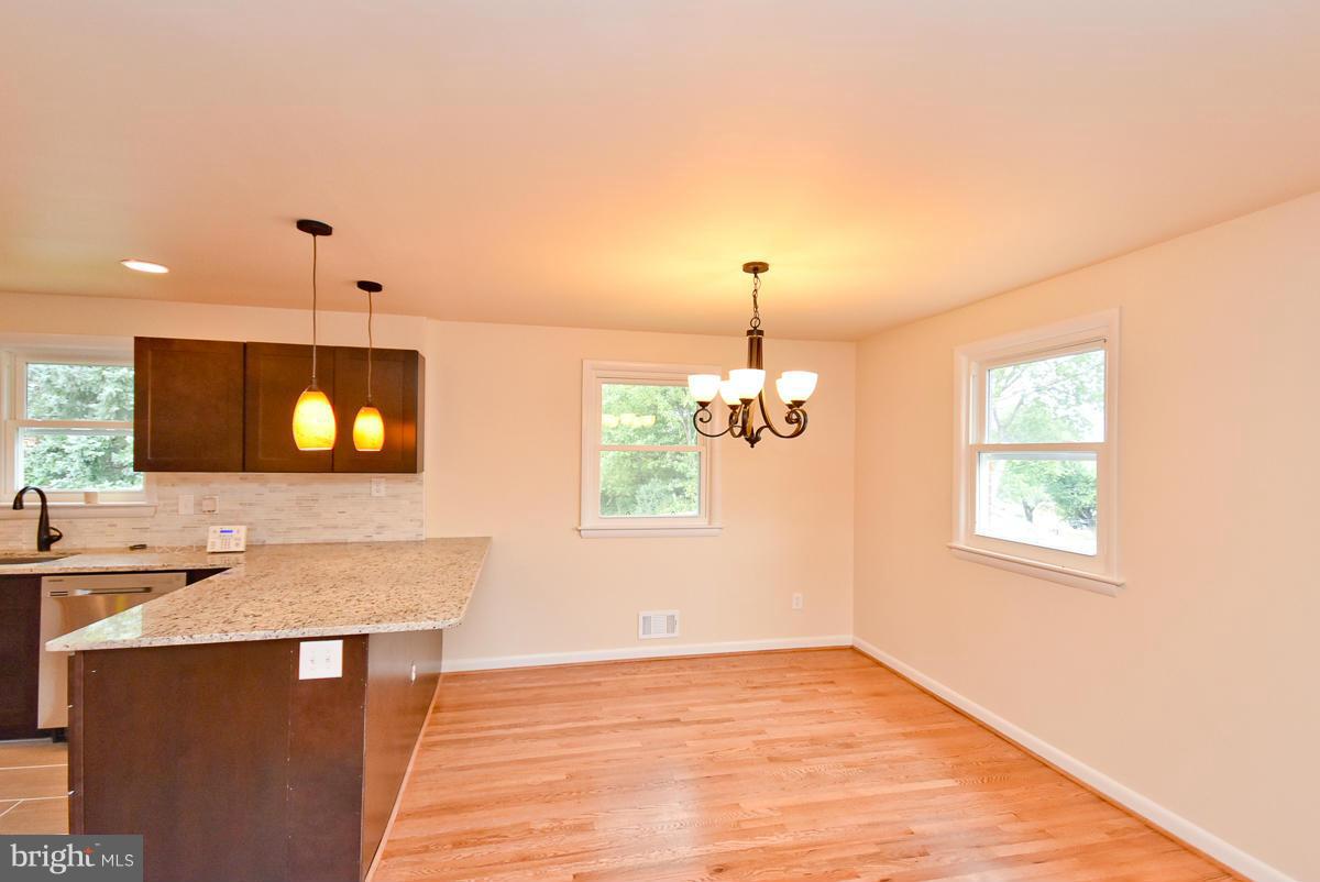 6401 Summerhill Road Temple Hills, MD 20748 - Photo 8 of 30 Dining Room