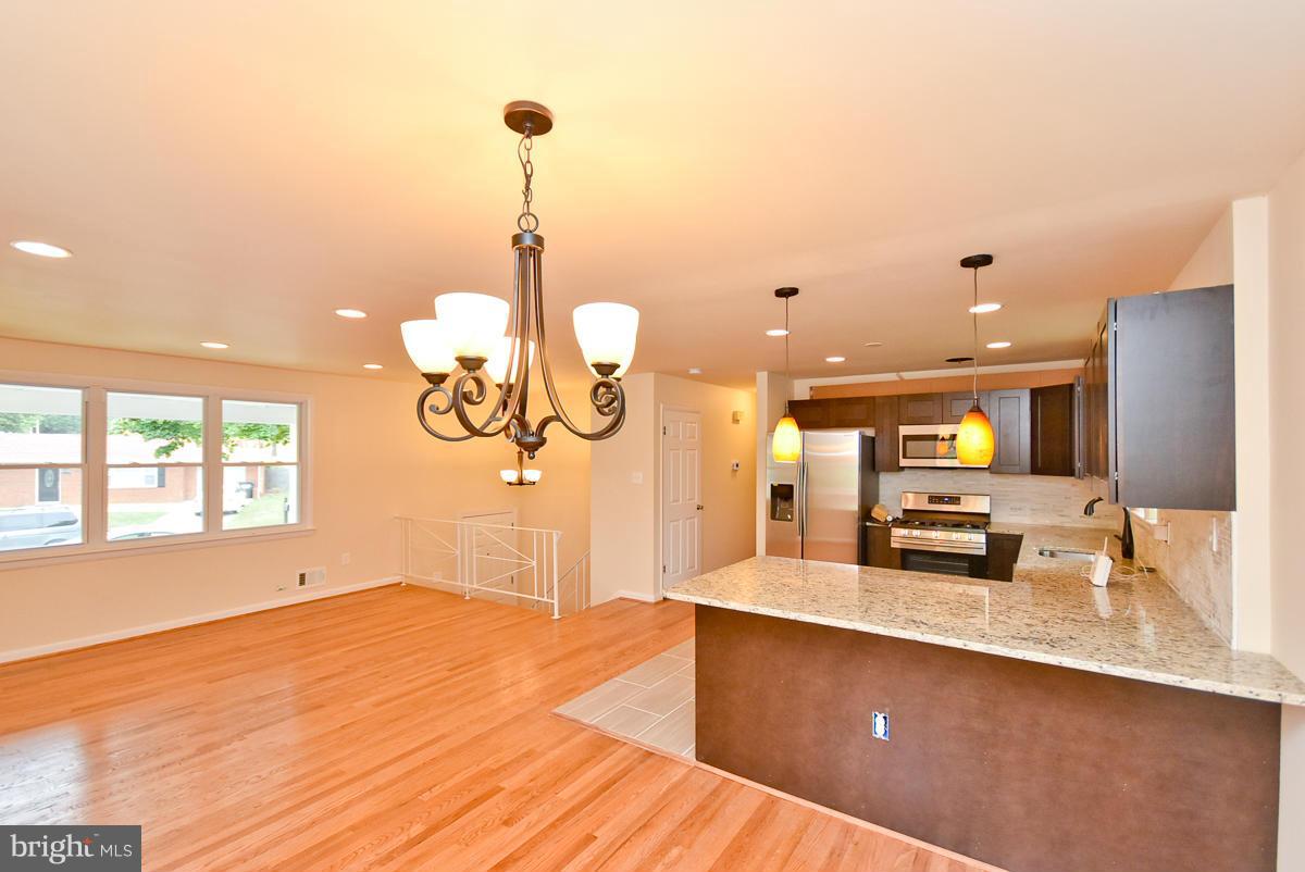 6401 Summerhill Road Temple Hills, MD 20748 - Photo 9 of 30 Dining Room