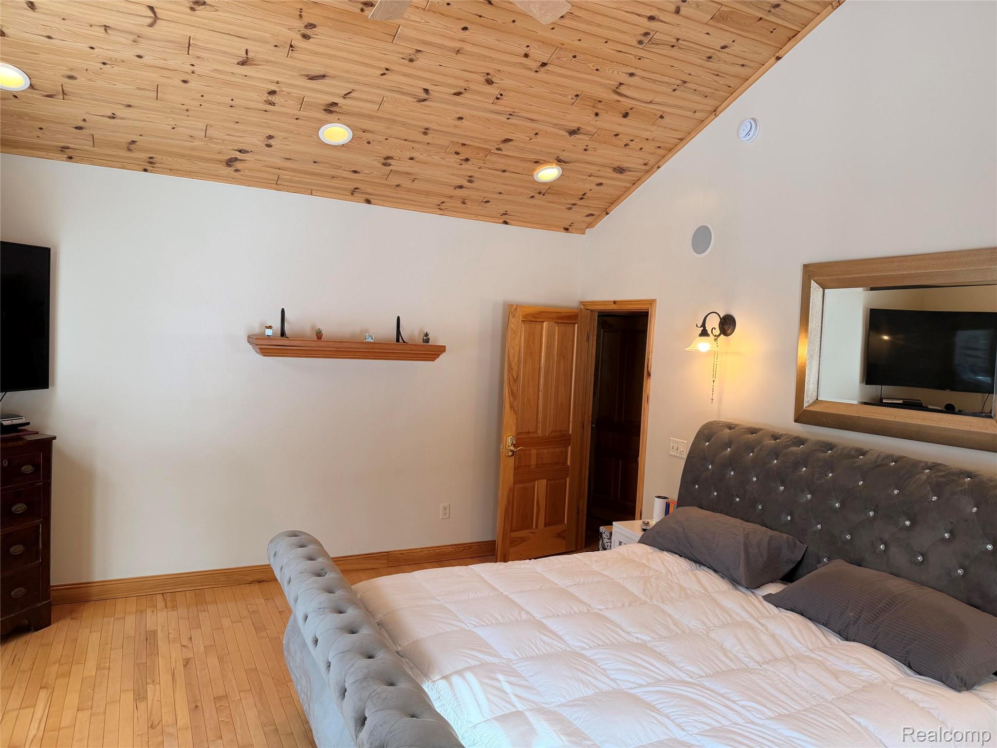 6788 East Hoxie Road Cedar, MI 49621 - Photo 36 of 67 36_beyc69f566c97d30e.jpg