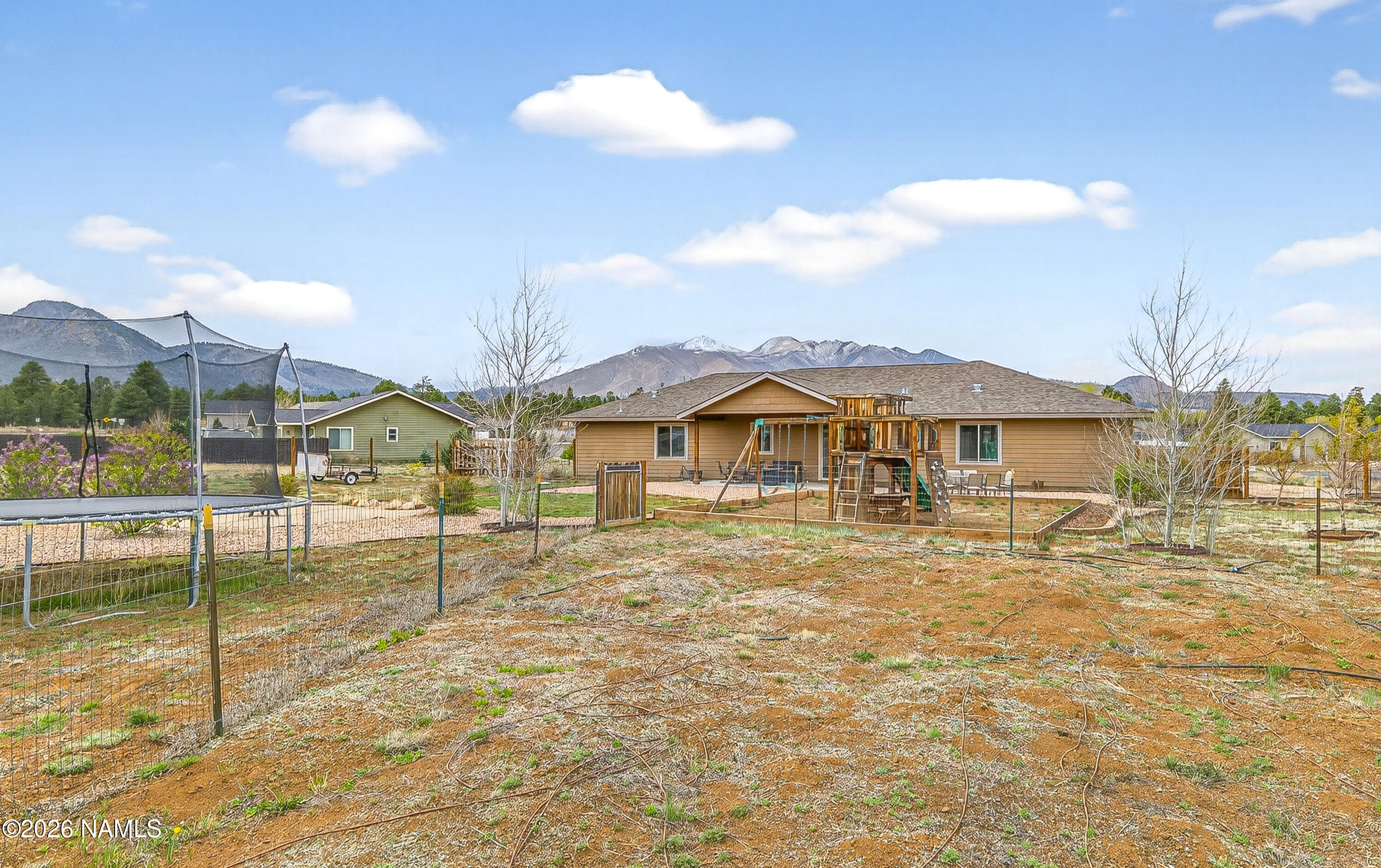 10418 Lundin Road Flagstaff, AZ 86004 - Photo 26 of 32 10418-lundin-road-flagstaff-az-usa-022