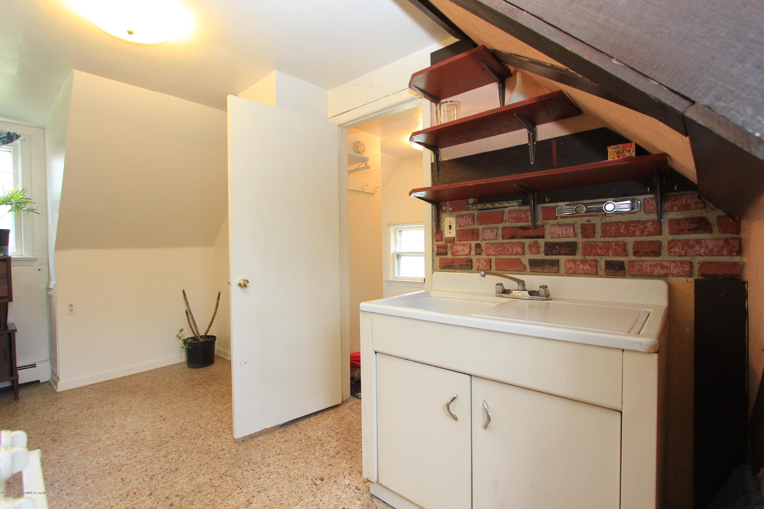 278 Cassville Road Jackson, NJ 08527 - Photo 28 of 60 iAptKitchen4