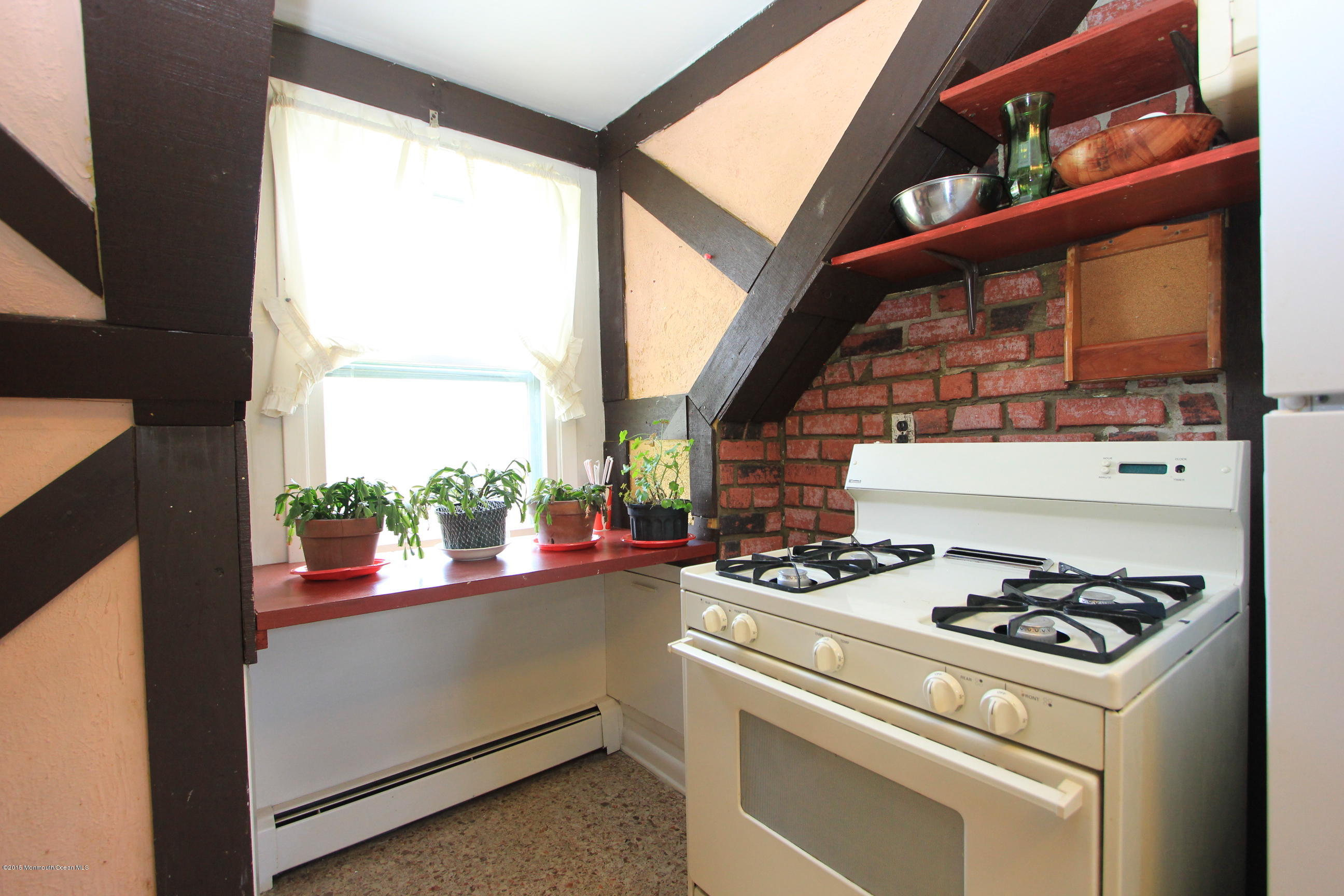 278 Cassville Road Jackson, NJ 08527 - Photo 30 of 60 iAptKitchen6