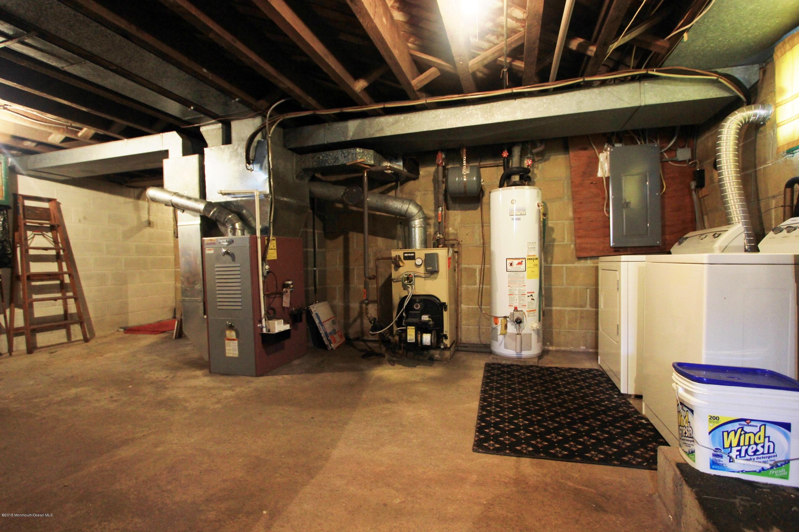 278 Cassville Road Jackson, NJ 08527 - Photo 34 of 60 kBasement3