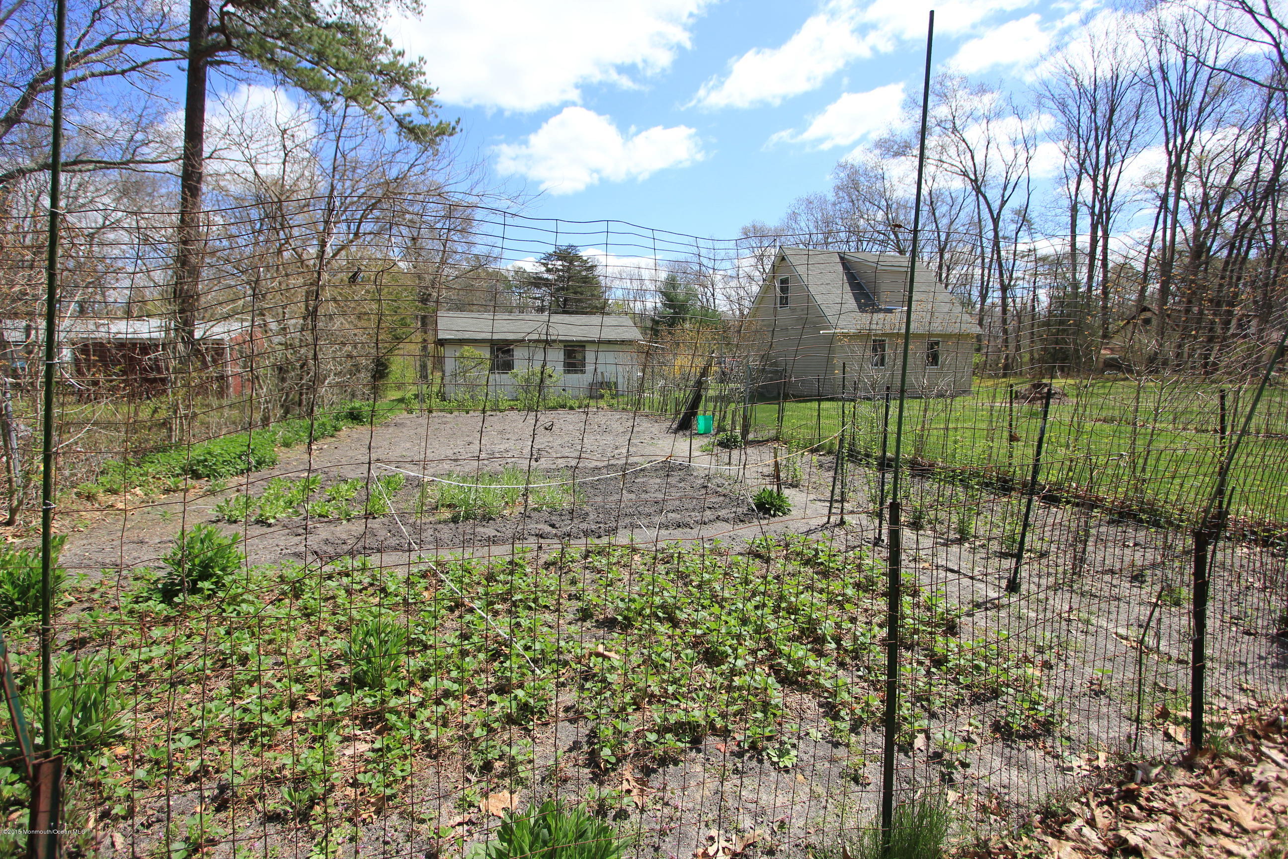 278 Cassville Road Jackson, NJ 08527 - Photo 46 of 60 YardGarden