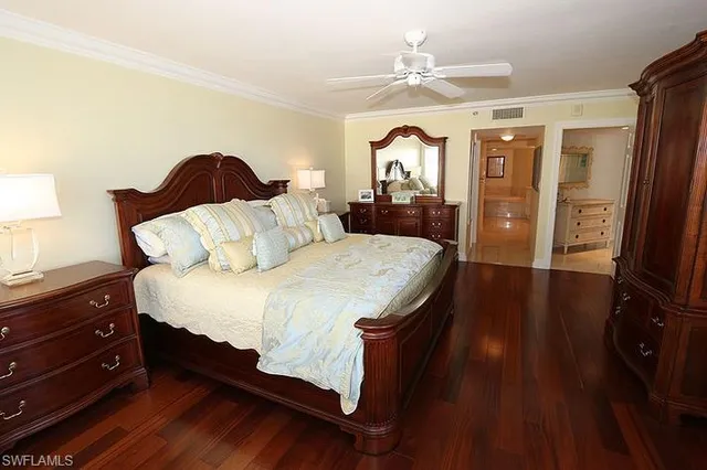 $25,000 | 4251 Gulf Shore Boulevard North, Unit 16D, Naples, FL 34103