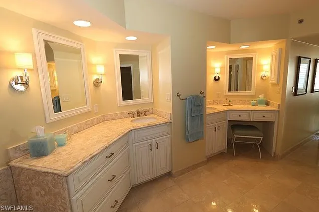 $25,000 | 4251 Gulf Shore Boulevard North, Unit 16D, Naples, FL 34103