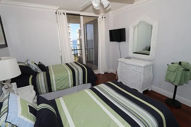 $25,000 | 4251 Gulf Shore Boulevard North, Unit 16D, Naples, FL 34103