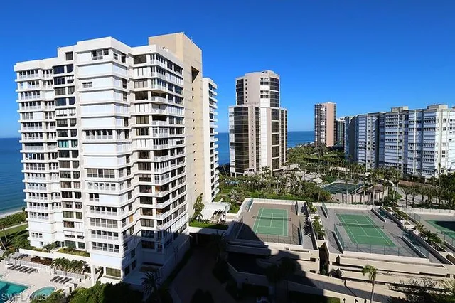 $25,000 | 4251 Gulf Shore Boulevard North, Unit 16D, Naples, FL 34103