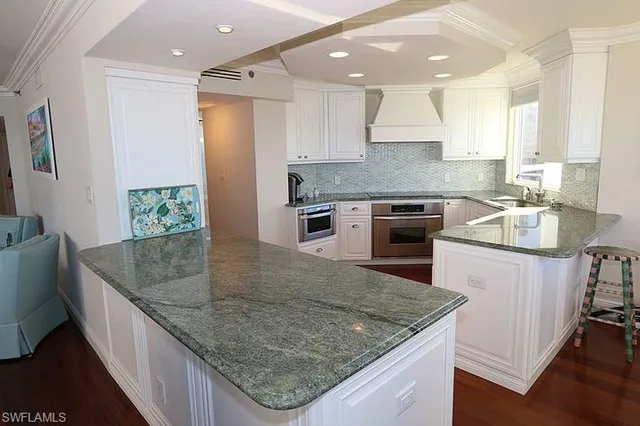 $25,000 | 4251 Gulf Shore Boulevard North, Unit 16D, Naples, FL 34103