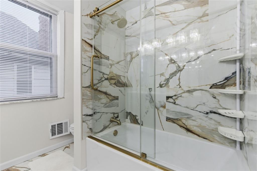 1336 4th Avenue Coraopolis, PA 15108 - Photo 22 of 45