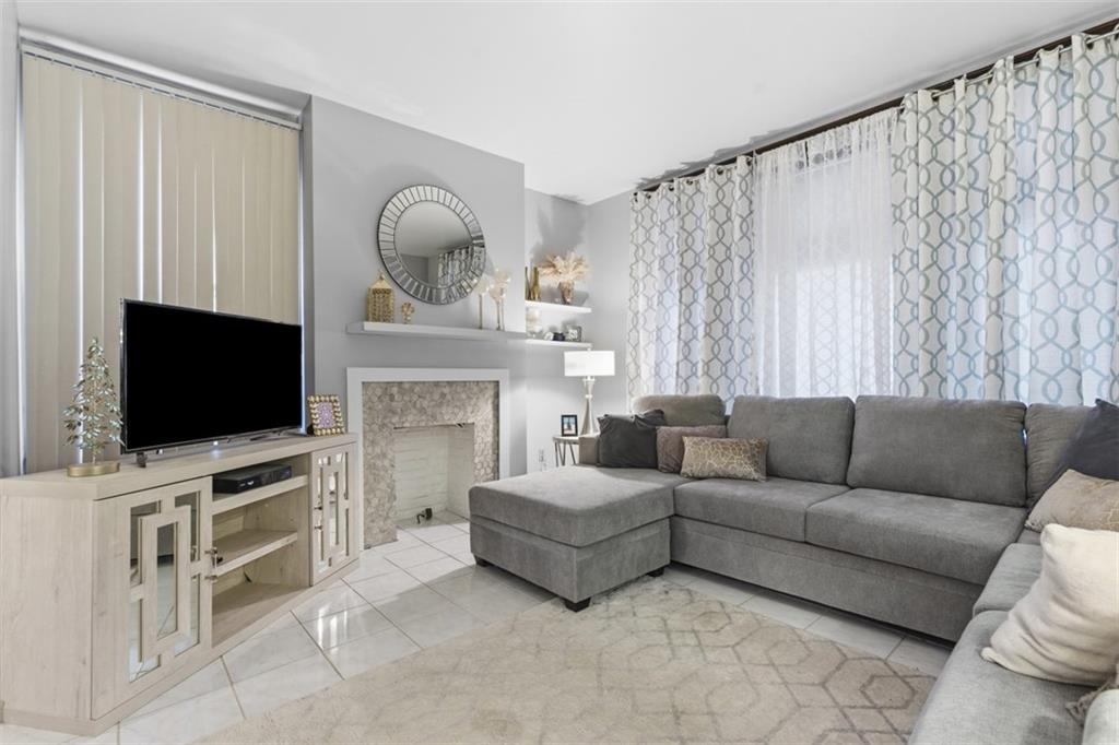 1336 4th Avenue Coraopolis, PA 15108 - Photo 8 of 45