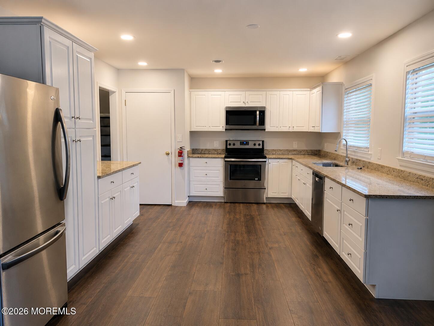 96 Obre Road Colts Neck, NJ 07722 - Photo 4 of 11 r