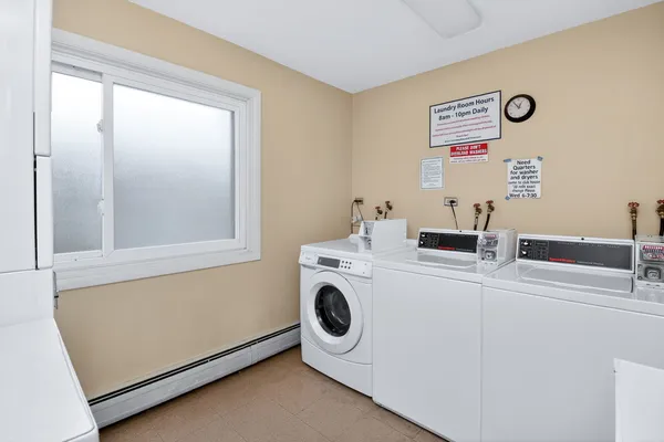 $190,000 | 8305 Highway 53, Unit A15, Woodridge, IL 60517