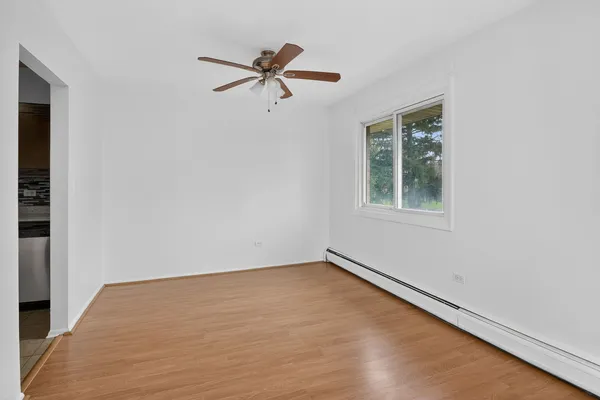 $190,000 | 8305 Highway 53, Unit A15, Woodridge, IL 60517
