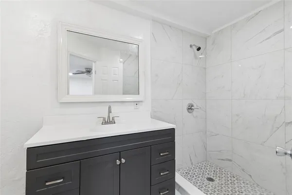 $349,000 | 220 Northwest 33rd Avenue, Gainesville, FL 32609