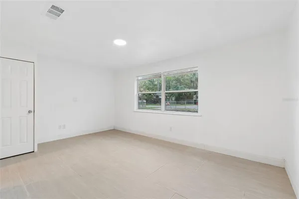 $349,000 | 220 Northwest 33rd Avenue, Gainesville, FL 32609