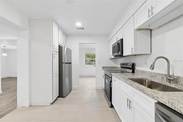 $349,000 | 220 Northwest 33rd Avenue, Gainesville, FL 32609