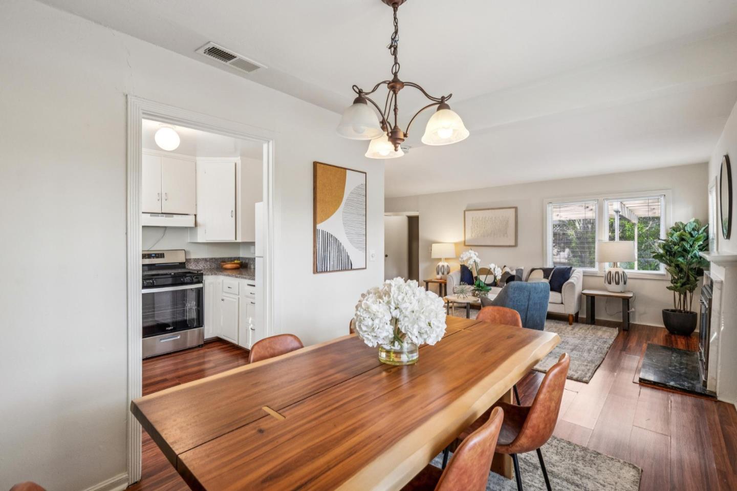 2704 Louis Road Palo Alto, CA 94303 - Photo 14 of 30