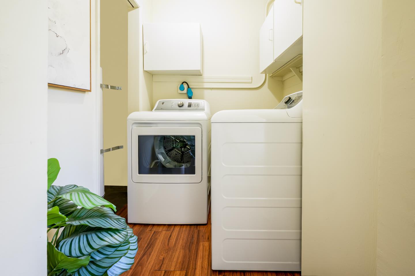 2704 Louis Road Palo Alto, CA 94303 - Photo 22 of 30