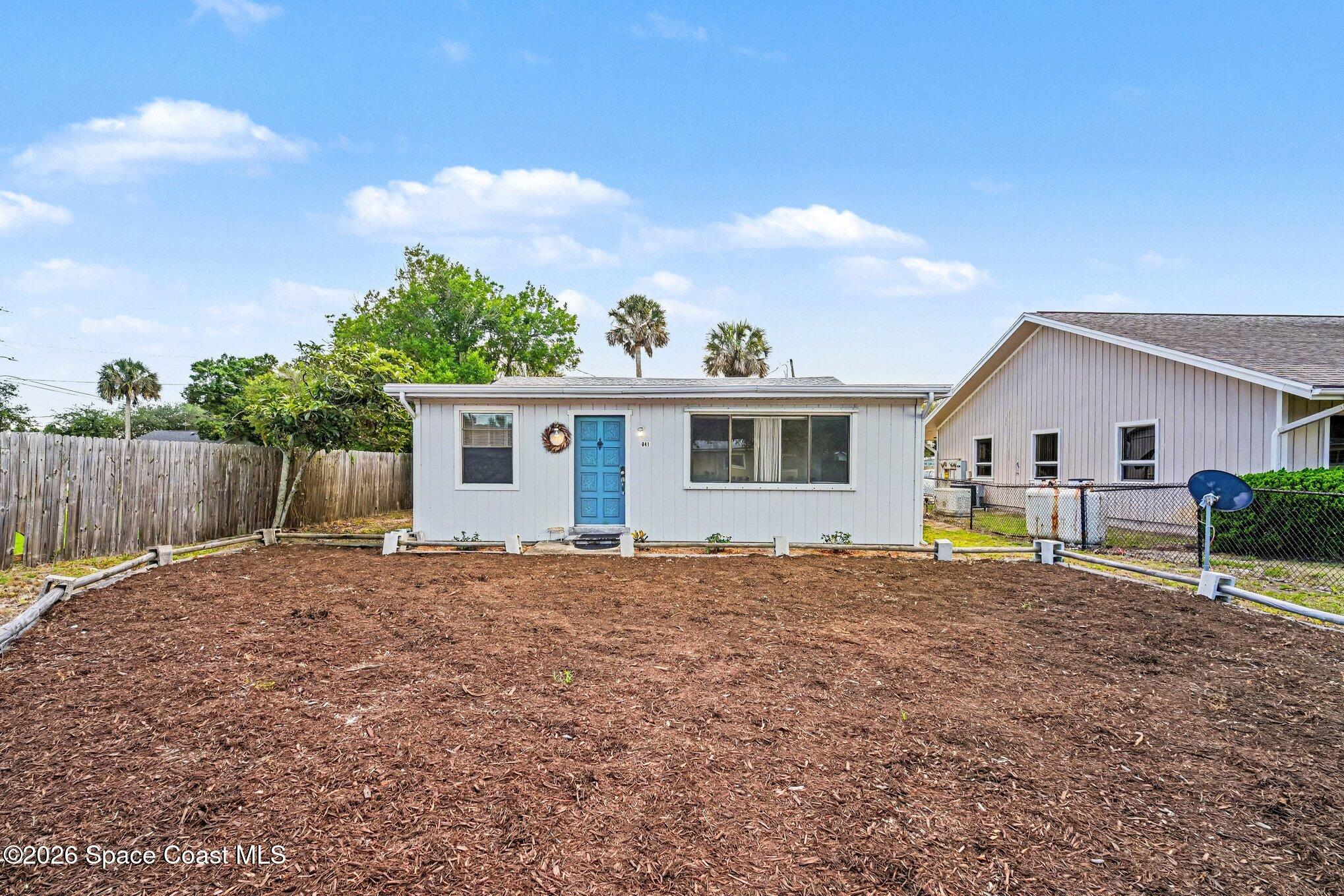 842 Torrence Lane Melbourne, FL 32935 - Photo 6 of 19 015_file_4378
