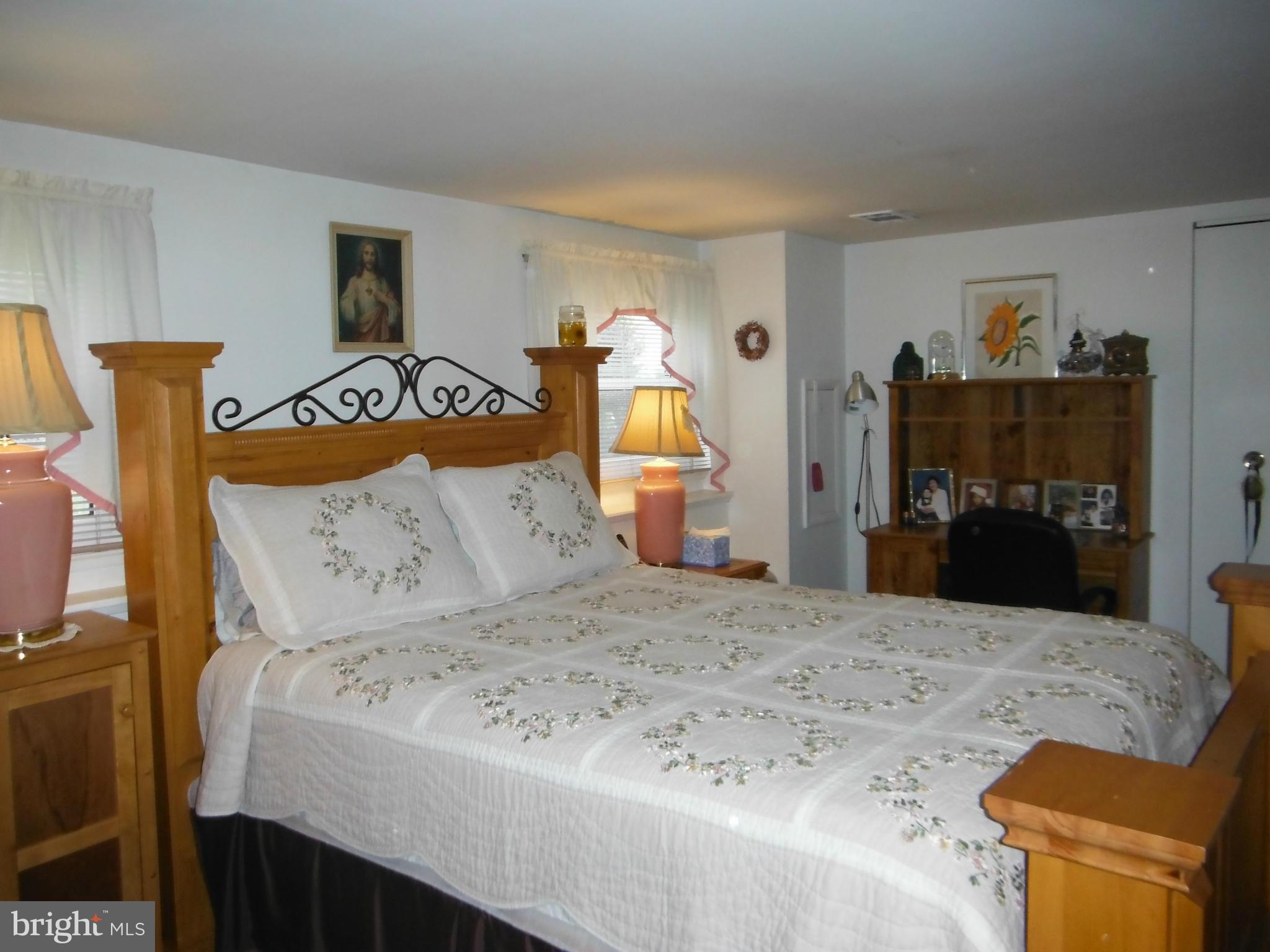 504 Nollmeyer Road Baltimore, MD 21220 - Photo 15 of 23 Bedroom