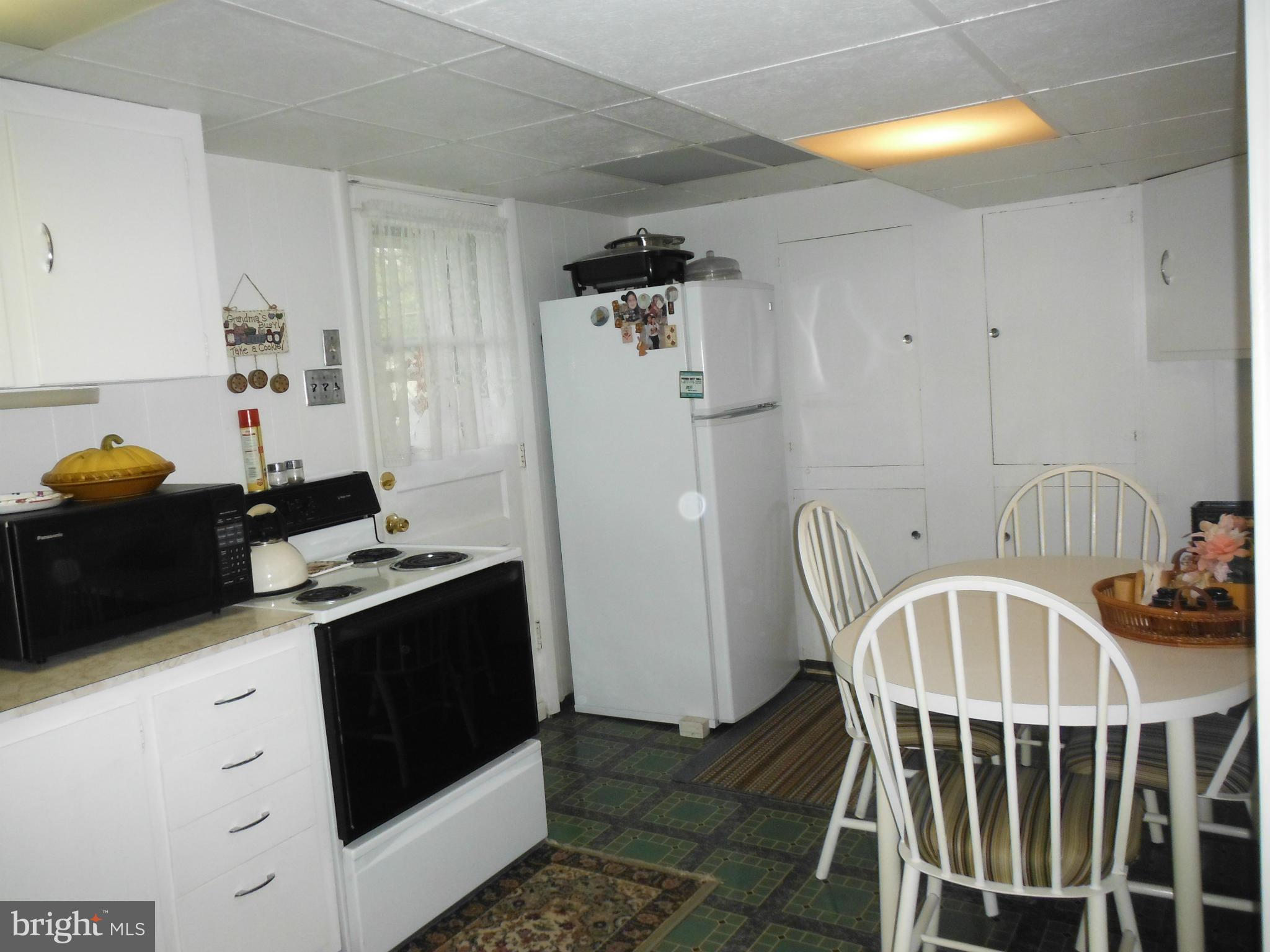 504 Nollmeyer Road Baltimore, MD 21220 - Photo 17 of 23 In-Law Kitchen in Lower Level