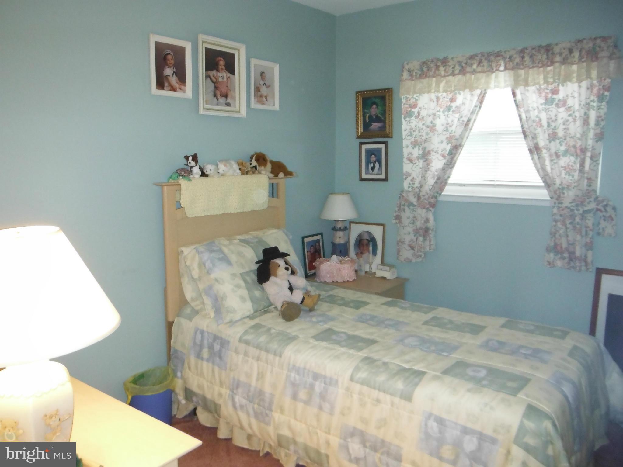 504 Nollmeyer Road Baltimore, MD 21220 - Photo 8 of 23 Bedroom 2