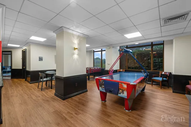 $925,000 | 112-01 Queens Boulevard, Unit 16F | Forest Hills