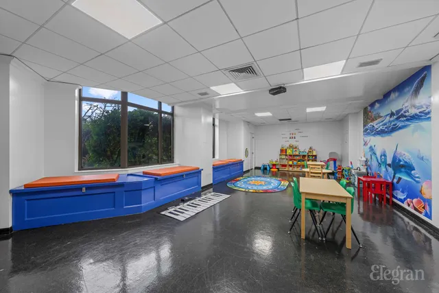 $925,000 | 112-01 Queens Boulevard, Unit 16F | Forest Hills