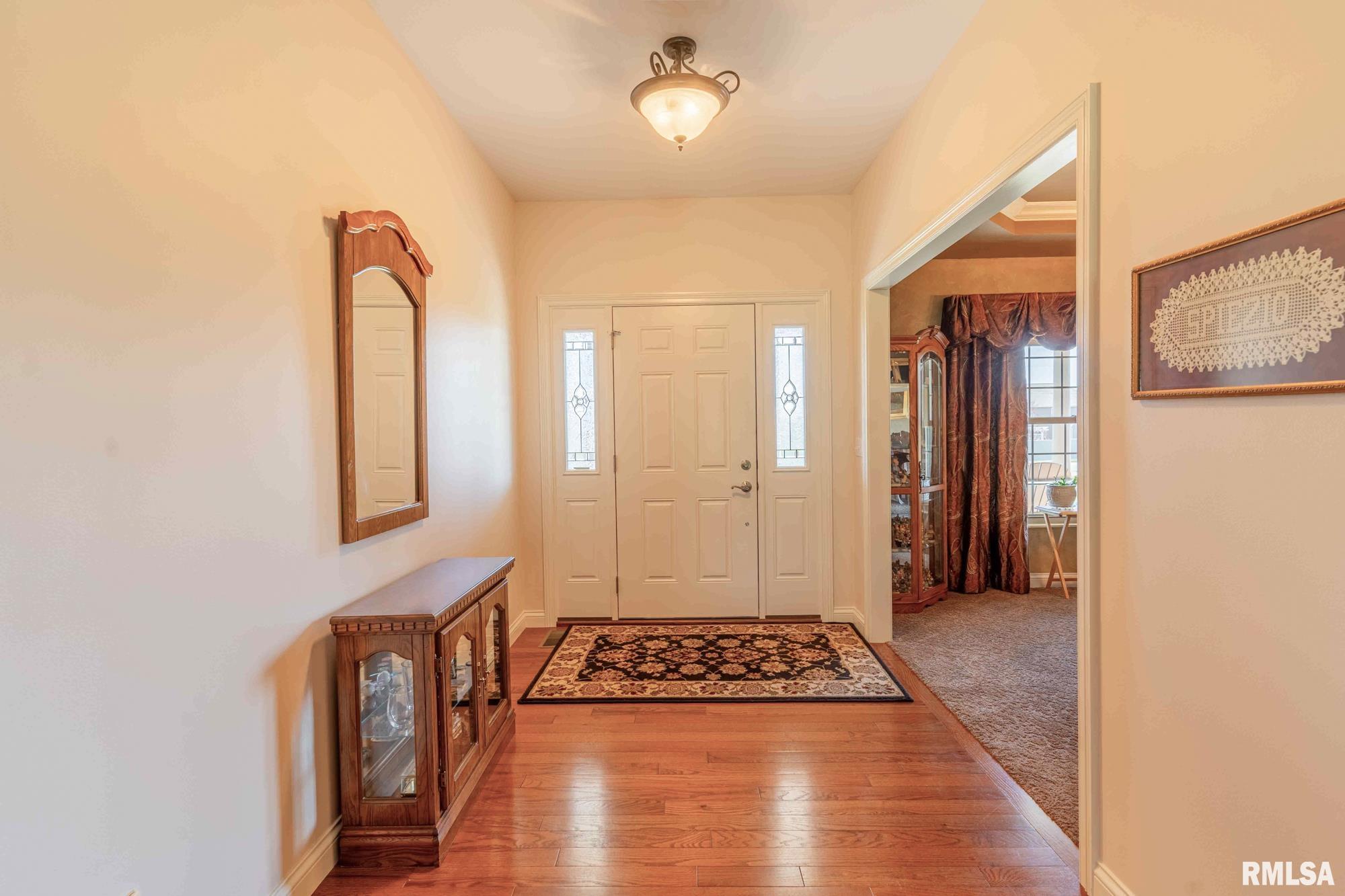 900 Dallas Road Washington, IL 61571 - Photo 35 of 62 Gallery Image 35
