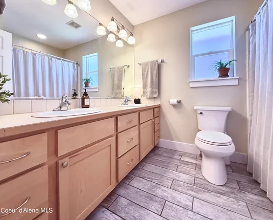 $549,500 | 1291 North Center Green Loop, Coeur D'Alene, ID 83815