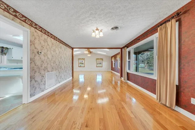 $275,000 | 5985 Collier Street, Dublin, VA 24084