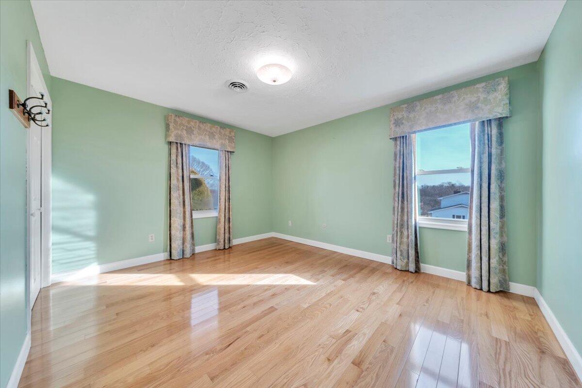 5985 Collier Street Dublin, VA 24084 - Photo 39 of 53 a view of empty room with wooden floor