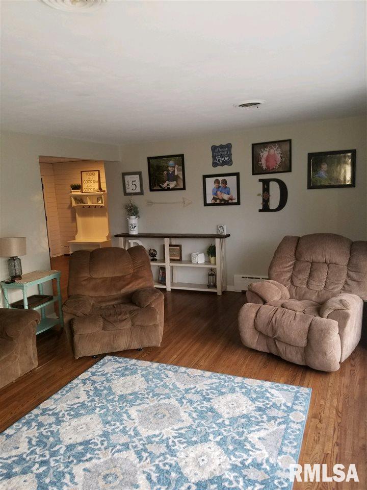 1361 Riggert Road Metamora, IL 61548 - Photo 7 of 35 Gallery Image 7