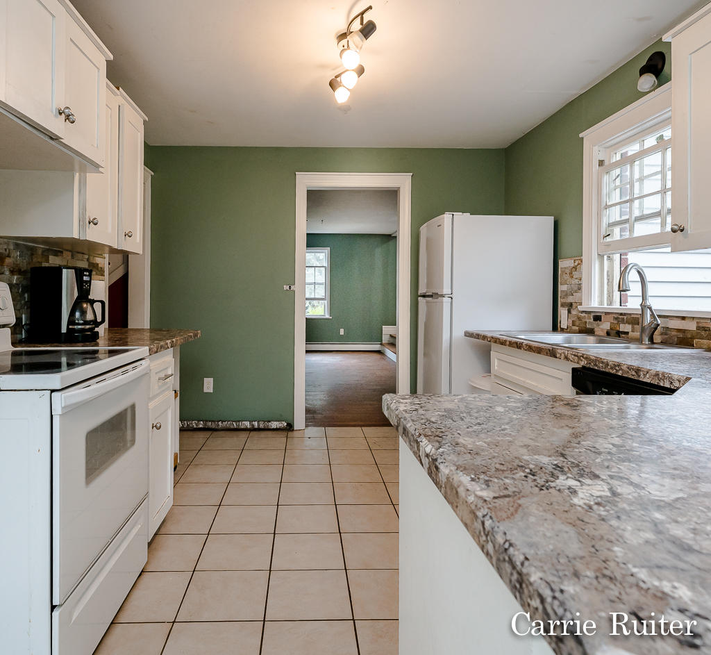 16838 Taft Road Spring Lake, MI 49456 - Photo 15 of 38 1638Taft25Lores