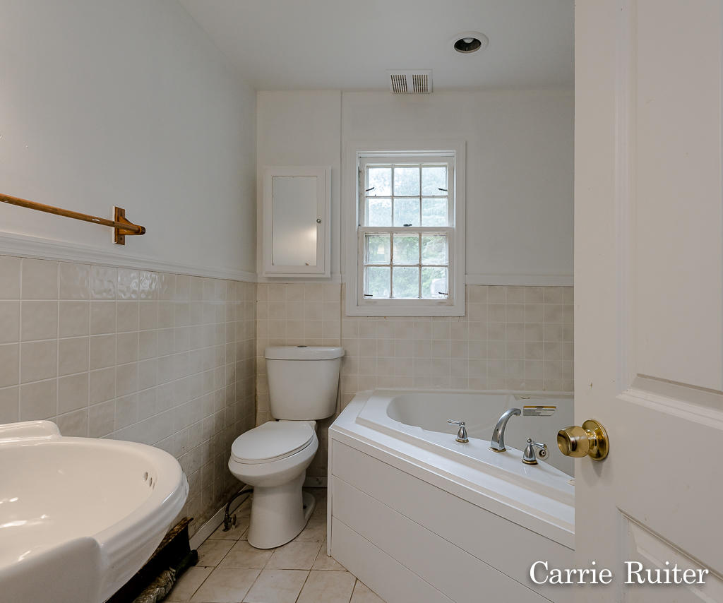 16838 Taft Road Spring Lake, MI 49456 - Photo 22 of 38 1638Taft32Lores