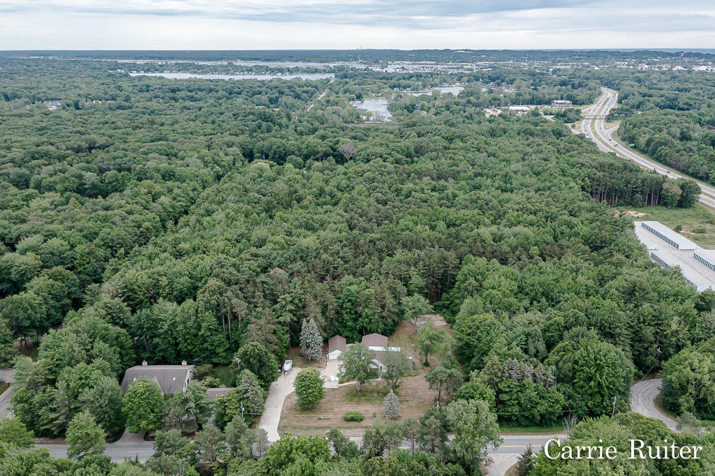 16838 Taft Road Spring Lake, MI 49456 - Photo 34 of 38 1638Taft10Lores