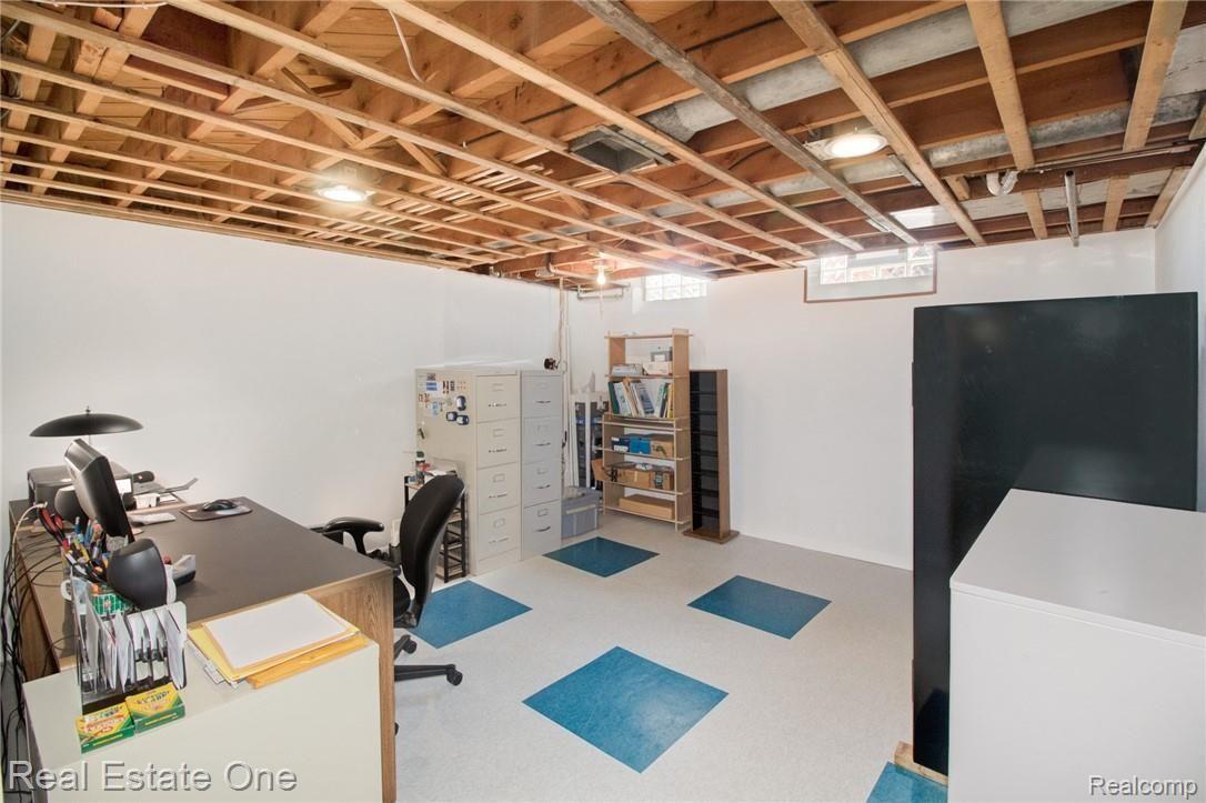 18475 Stephens Road Eastpointe, MI 48021 - Photo 19 of 24 19 Basement.jpg
