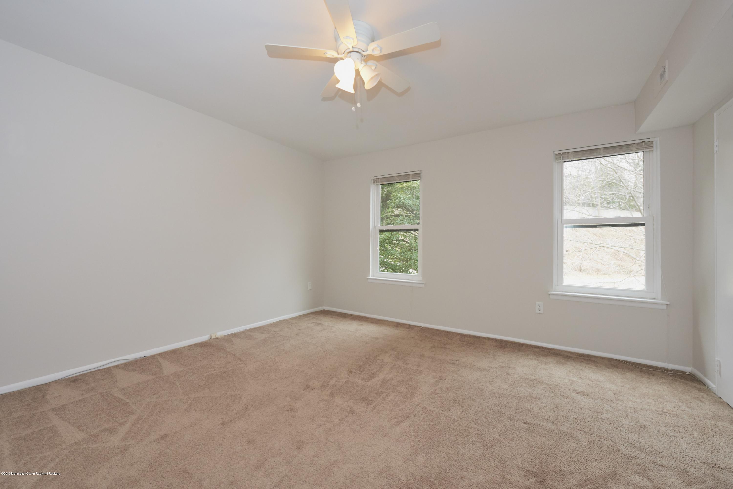 200 Portland Road, Unit D 6 Highlands, NJ 07732 - Photo 13 of 32 BAP_8966