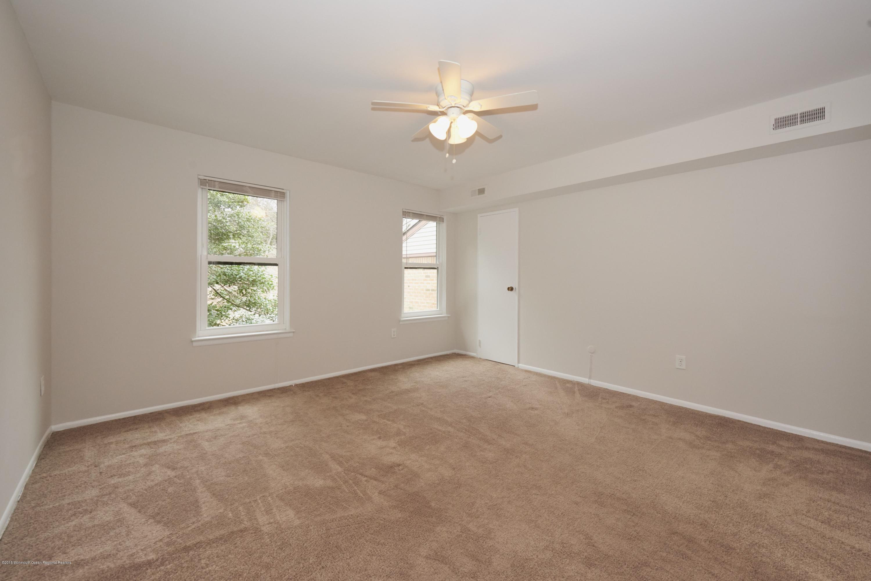 200 Portland Road, Unit D 6 Highlands, NJ 07732 - Photo 14 of 32 BAP_8967