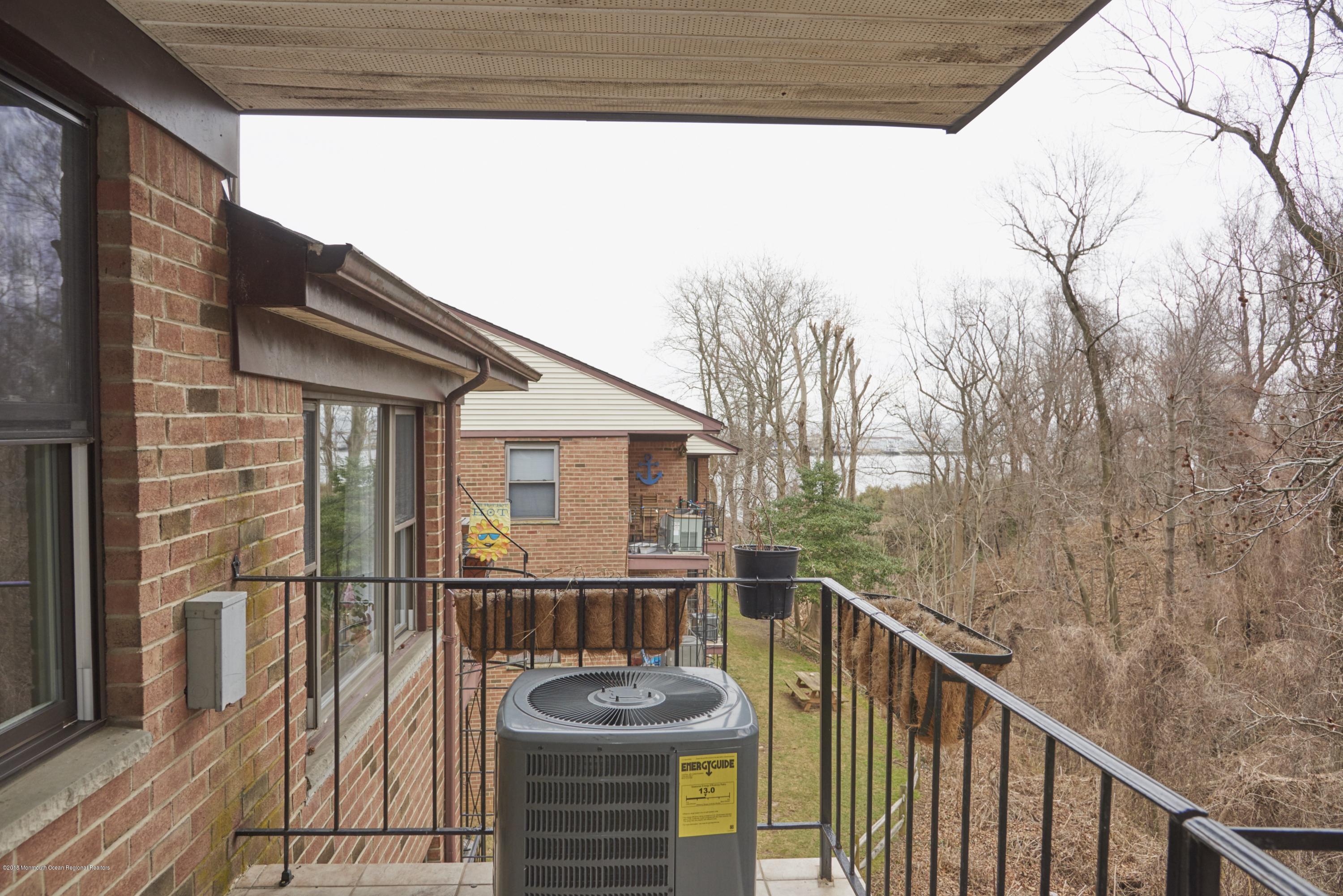 200 Portland Road, Unit D 6 Highlands, NJ 07732 - Photo 16 of 32 BAP_8970