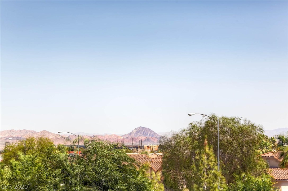 252 Quail Ranch Drive Henderson, NV 89015 - Photo 3 of 21